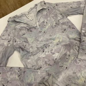 Lululemon Lightweight 3/4 zip long sleeve with hood